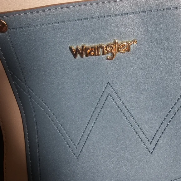 WRANGLER Like New Colorblock Cross Body 2-in-1Leather Purse/Bag Blue/white (348) - Picture 5 of 16